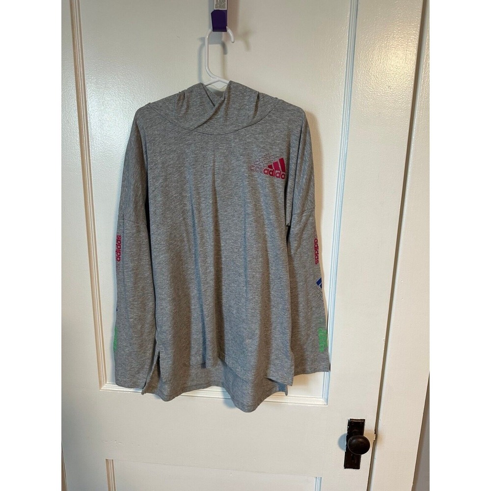 Adidas long sleeve hooded long sleeve t-shirt size M‎